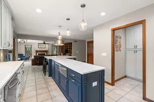 600 Morningside Dr, Crown Point, IN 46307 - Photo 9