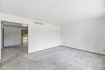 6266 N 900 E, New Carlisle, IN 46552 - Photo 5