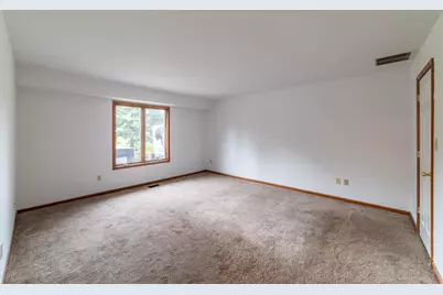 1494 Lake Street, Hobart, IN 46342 - Photo 13