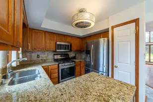 1494 Lake St, Hobart, IN 46342 - Photo 9