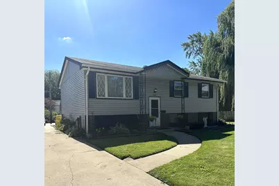 1243 N Lafayette Court, Griffith, IN 46319 - Photo 1