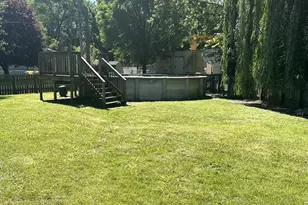 1243 N Lafayette Ct, Griffith, IN 46319 - Photo 21