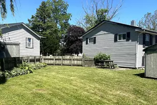 1243 N Lafayette Ct, Griffith, IN 46319 - Photo 23