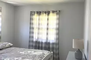 1243 N Lafayette Ct, Griffith, IN 46319 - Photo 11