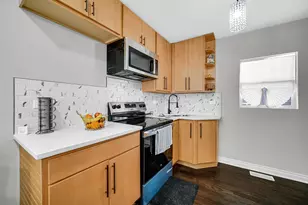 1948 McKinley St, Gary, IN 46404 - Photo 7