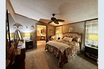 922 W 250 N, Morocco, IN 47963 - Photo 15