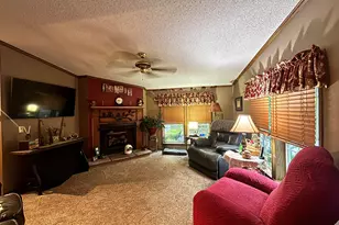 922 W 250 N, Morocco, IN 47963 - Photo 3