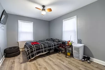 7237 Jefferson Avenue, Hammond, IN 46324 - Photo 15