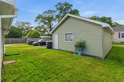 1122 Devonshire Street, Hobart, IN 46342 - Photo 29