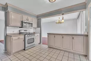 700 Cherry Hill Rd, Dyer, IN 46311 - Photo 7