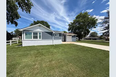 314 S Bray Street, New Carlisle, IN 46552 - Photo 1