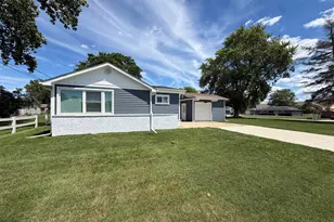 314 S Bray St, New Carlisle, IN 46552 - Photo 1