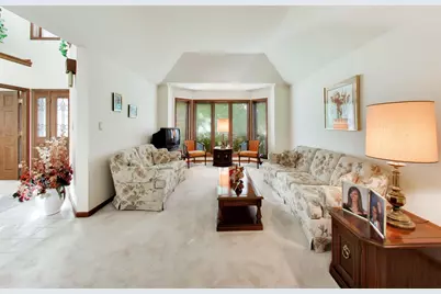 10330 Marlou Drive, Munster, IN 46321 - Photo 7