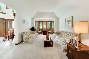 10330 Marlou Dr, Munster, IN 46321 - Photo 7