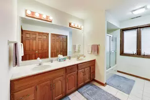 10330 Marlou Dr, Munster, IN 46321 - Photo 37