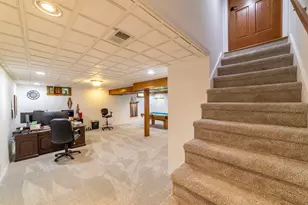 552 N 250 W, Valparaiso, IN 46385 - Photo 29