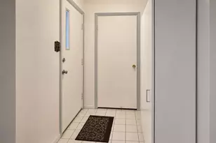 4 South St, Valparaiso, IN 46383 - Photo 7