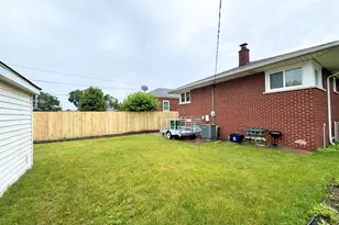 3947 Johnson Ave, Hammond, IN 46327 - Photo 25