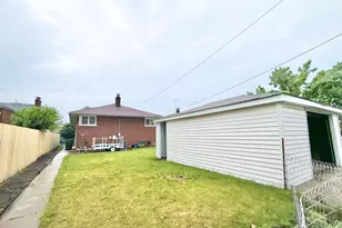 3947 Johnson Ave, Hammond, IN 46327 - Photo 23