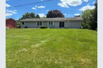 6952 Blackberry Court, Demotte, IN 46310 - Photo 7