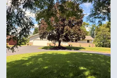 6952 Blackberry Court, Demotte, IN 46310 - Photo 5