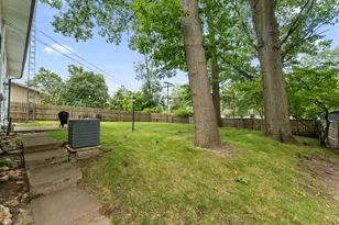 3133 Cleveland Ave, Michigan City, IN 46360 - Photo 31