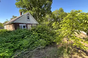 305 E 41st Ave, Gary, IN 46409 - Photo 3