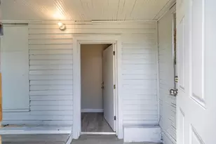 2604 Schrage Ave, Whiting, IN 46394 - Photo 5