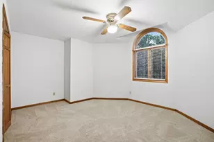 1500 W 96th Pl, Crown Point, IN 46307 - Photo 17
