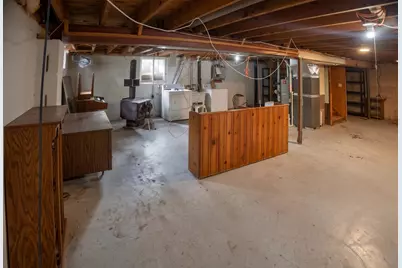 922 E Crestview Court, Crown Point, IN 46307 - Photo 27