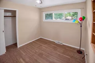 922 E Crestview Ct, Crown Point, IN 46307 - Photo 15
