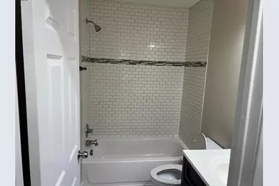 3851 Maple Street, Hobart, IN 46342 - Photo 7
