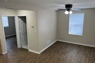 3851 Maple St, Hobart, IN 46342 - Photo 9
