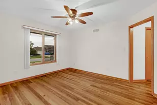 218 Summerhill Dr, Dyer, IN 46311 - Photo 21