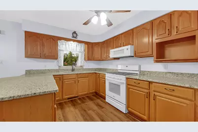 218 Summerhill Drive, Dyer, IN 46311 - Photo 13