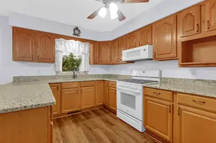 218 Summerhill Dr, Dyer, IN 46311 - Photo 13