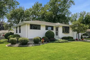 9008 Hess Dr, Highland, IN 46322 - Photo 1