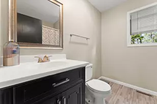 1318 Whippoorwill Rd, Valparaiso, IN 46383 - Photo 13