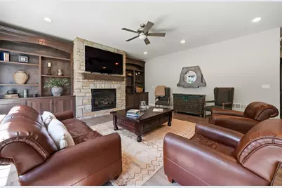 3704 Elio Way, Valparaiso, IN 46385 - Photo 7