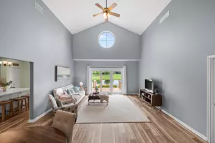 9225 Norris Dr, Hobart, IN 46342 - Photo 5