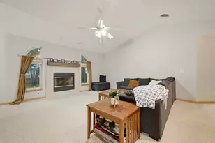 2784 Barberry Dr, Hobart, IN 46342 - Photo 9