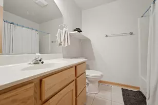 2784 Barberry Dr, Hobart, IN 46342 - Photo 15