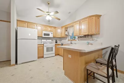 2784 Barberry Drive, Hobart, IN 46342 - Photo 11