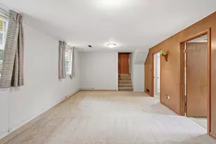 725 W 70th Ave, Merrillville, IN 46410 - Photo 25