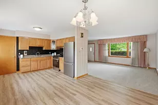725 W 70th Ave, Merrillville, IN 46410 - Photo 11