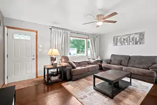 6707 Monroe Ct, Merrillville, IN 46410 - Photo 3