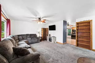 371 W 550 N, Valparaiso, IN 46385 - Photo 3