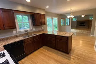 141 Guilford Rd, Valparaiso, IN 46385 - Photo 3
