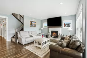 8605 Manor House Dr, Saint John, IN 46373 - Photo 9
