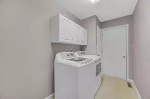 4942 W 93rd Ct, Crown Point, IN 46307 - Photo 13